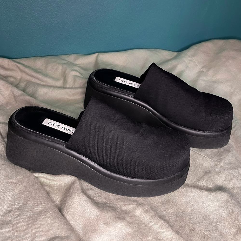 Steve Madden Vintage 90’s Platform Slinky Slide
